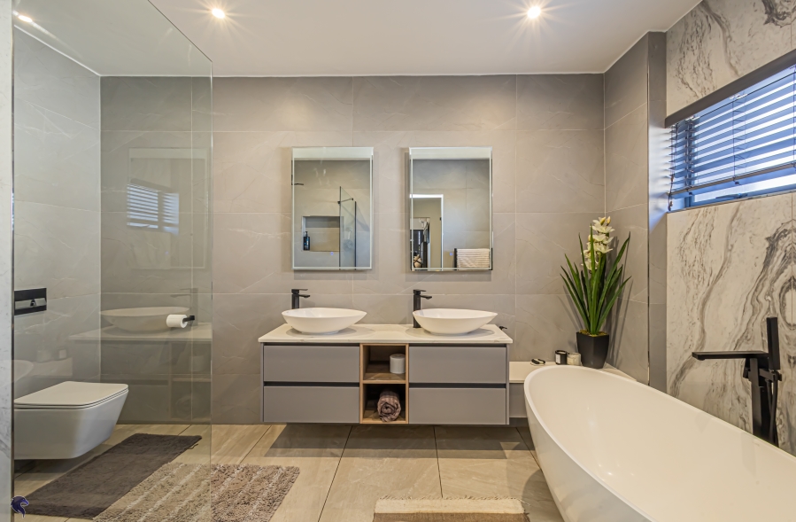 3 Bedroom Property for Sale in Langebaan Country Estate Western Cape